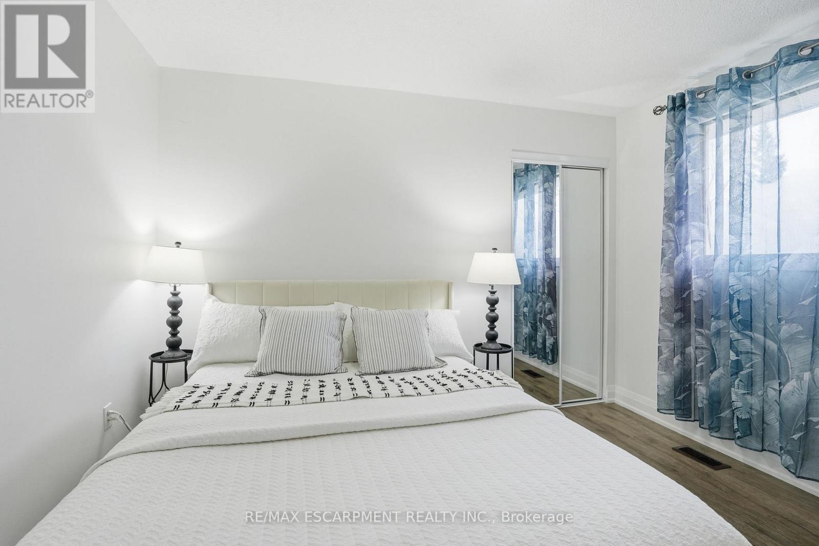 102 Dundee Drive, Haldimand, Ontario  N3W 1J8 - Photo 18 - X12967208