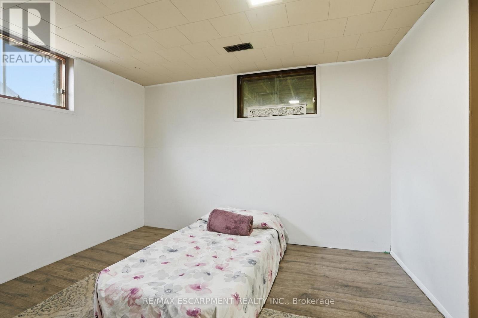 102 Dundee Drive, Haldimand, Ontario  N3W 1J8 - Photo 27 - X12967208