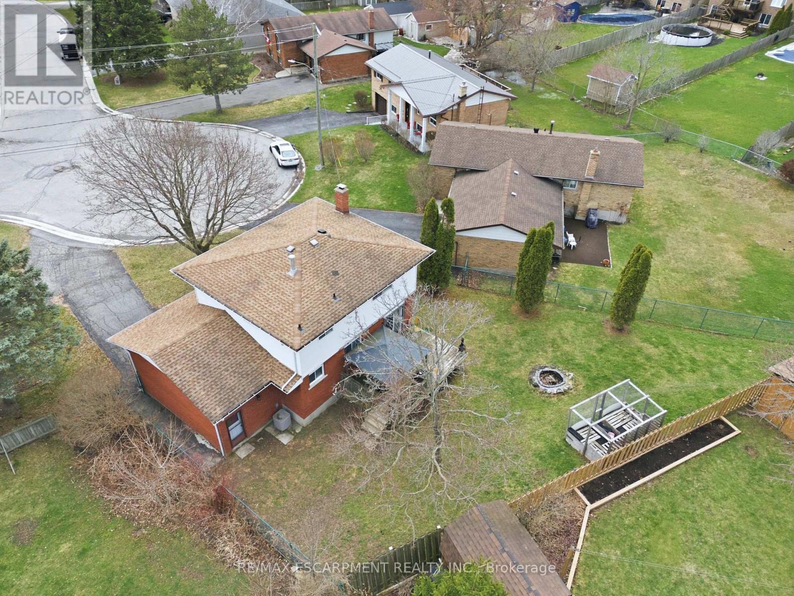 102 Dundee Drive, Haldimand, Ontario  N3W 1J8 - Photo 37 - X12967208