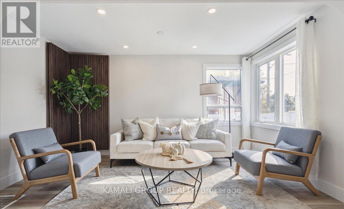 Main - 2027 Brampton Street, Hamilton, Ontario  L8H 3S9 - Photo 1 - X12967212