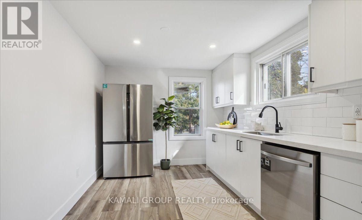 Main - 2027 Brampton Street, Hamilton, Ontario  L8H 3S9 - Photo 10 - X12967212