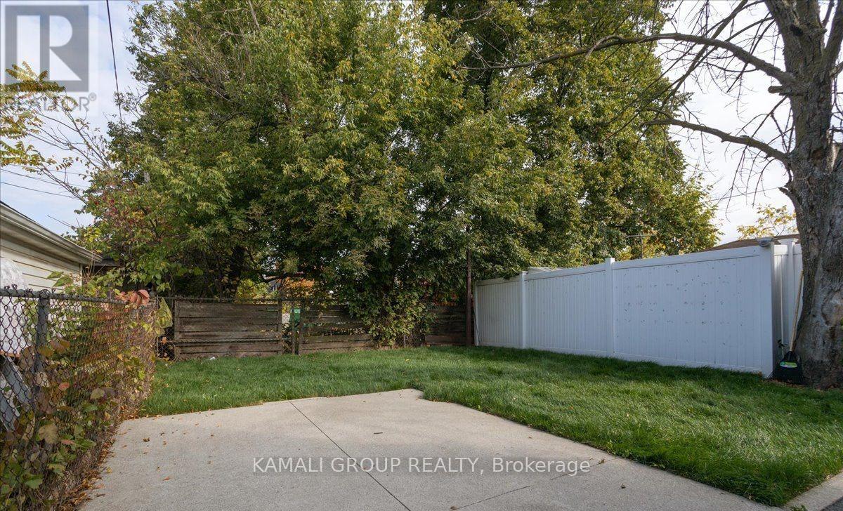 Main - 2027 Brampton Street, Hamilton, Ontario  L8H 3S9 - Photo 24 - X12967212