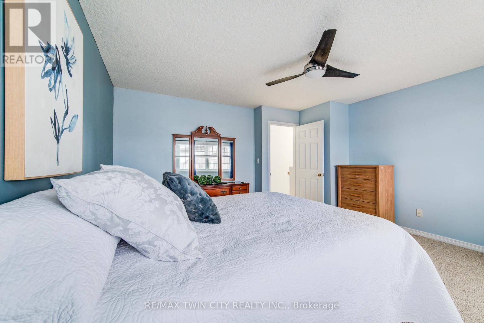 90 Udvari Crescent S, Kitchener, Ontario  N2N 3P5 - Photo 30 - X12967262