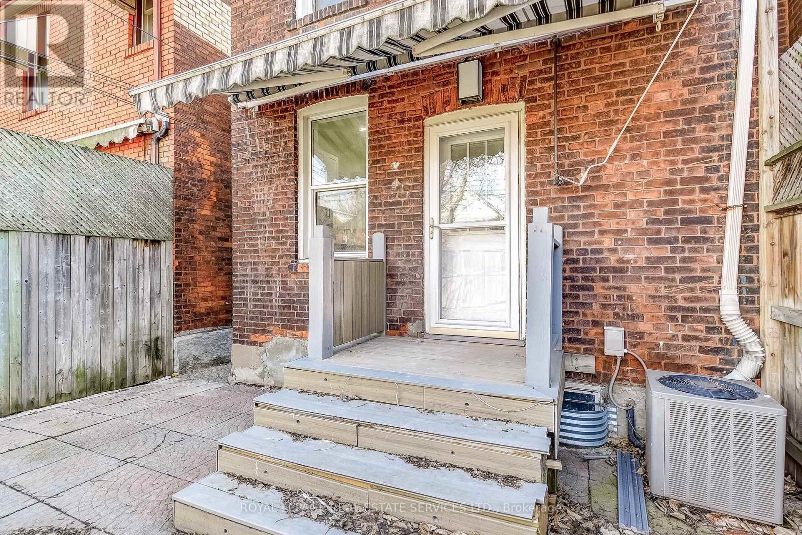 35 Fairleigh Avenue N, Hamilton, Ontario  L8L 6H1 - Photo 30 - X12967284