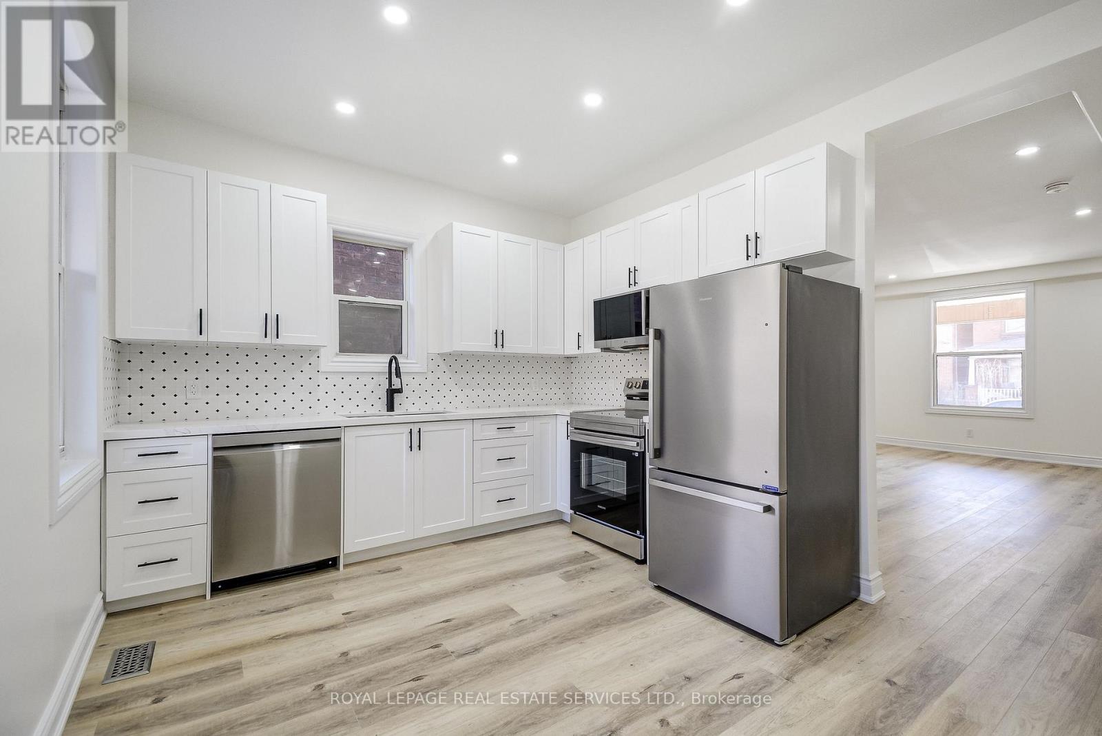 35 Fairleigh Avenue N, Hamilton, Ontario  L8L 6H1 - Photo 6 - X12967284