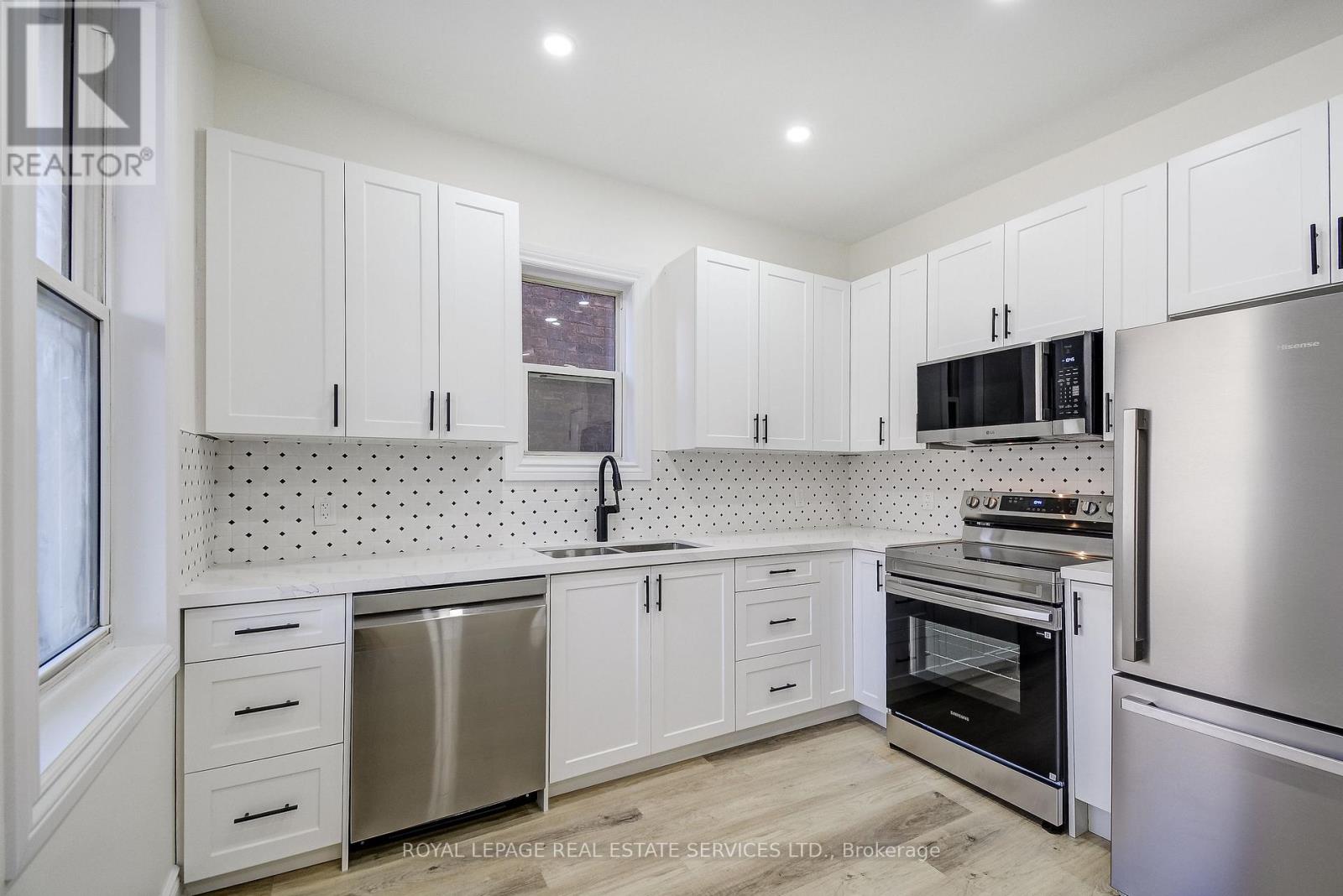 35 Fairleigh Avenue N, Hamilton, Ontario  L8L 6H1 - Photo 7 - X12967284