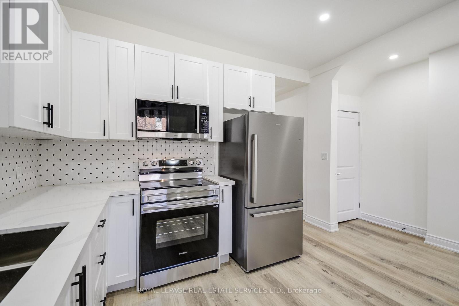 35 Fairleigh Avenue N, Hamilton, Ontario  L8L 6H1 - Photo 9 - X12967284