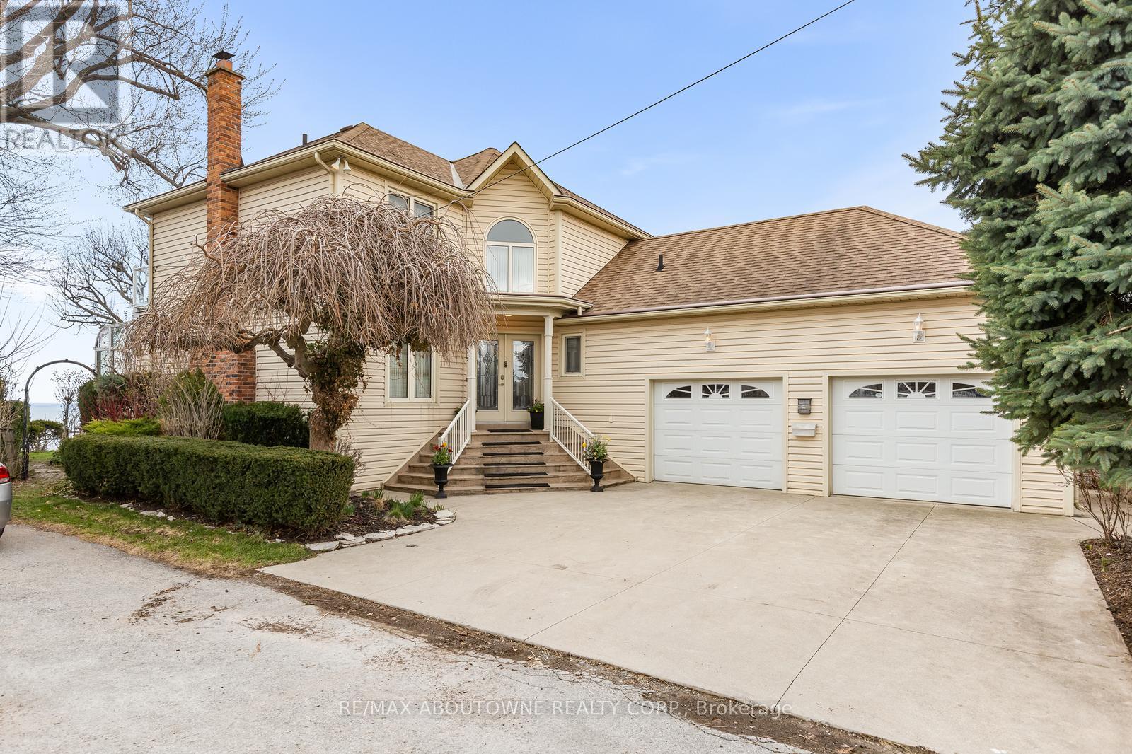 1 TWELFTH STREET, Grimsby, Ontario