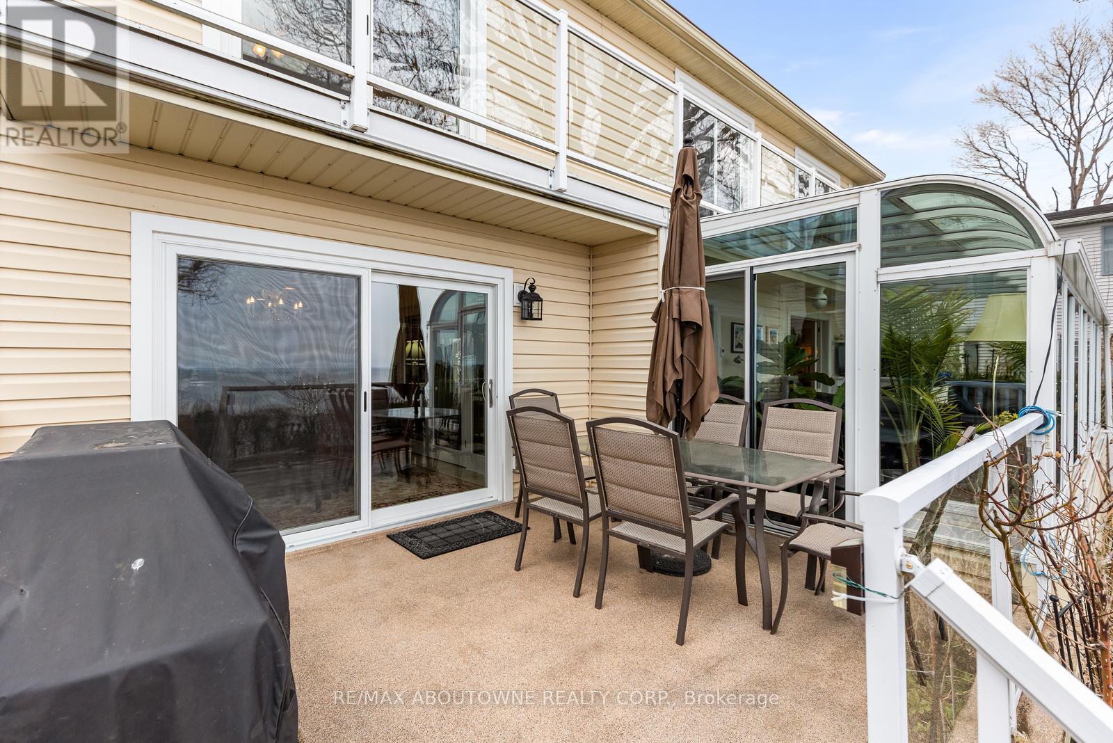 1 Twelfth Street, Grimsby, Ontario  L3M 2V6 - Photo 36 - X12967298