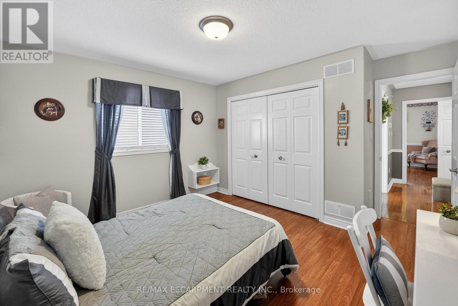 12 Courtney Crescent, Welland, Ontario  L3C 7H9 - Photo 15 - X12967342