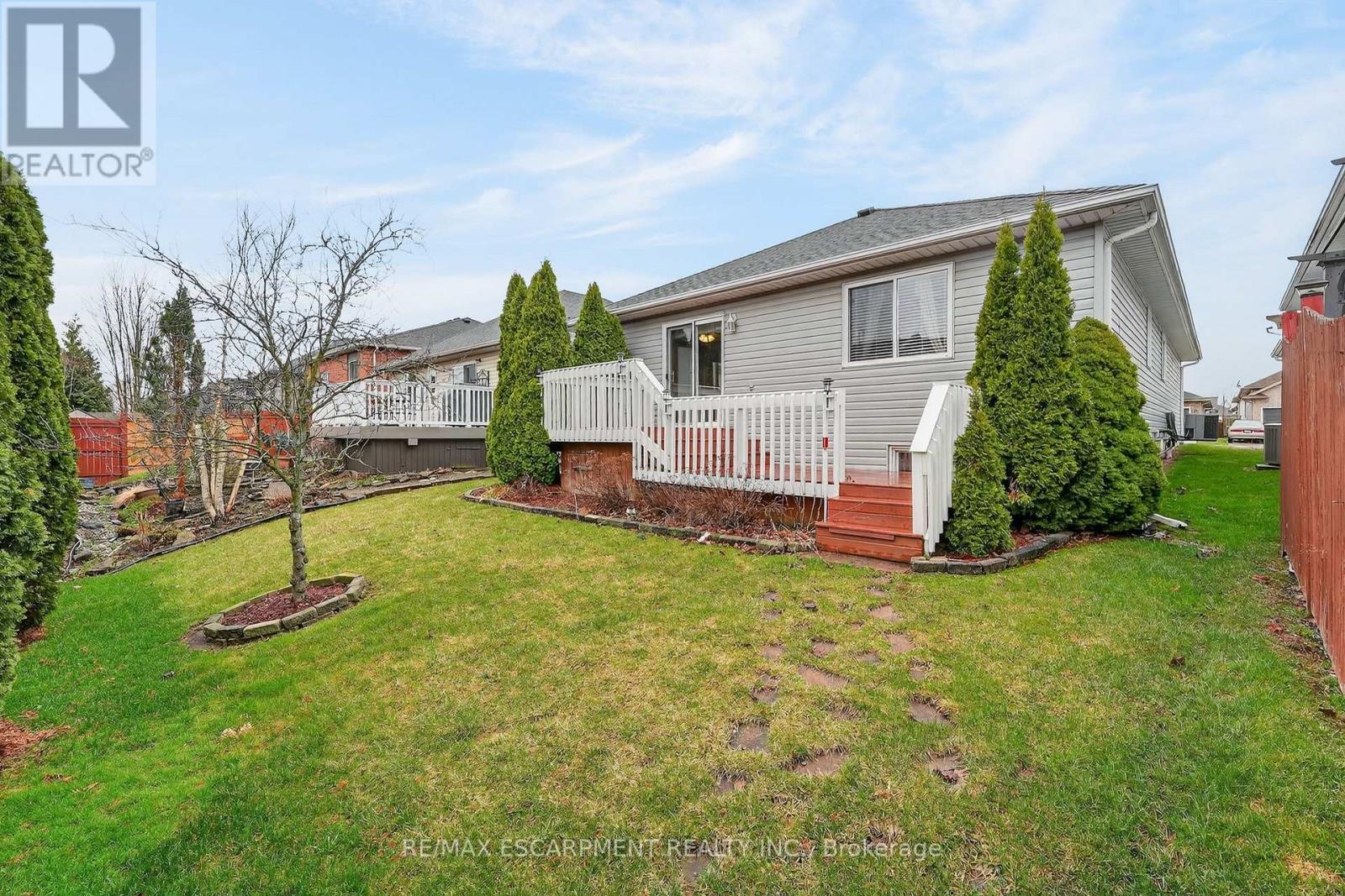 12 Courtney Crescent, Welland, Ontario  L3C 7H9 - Photo 22 - X12967342
