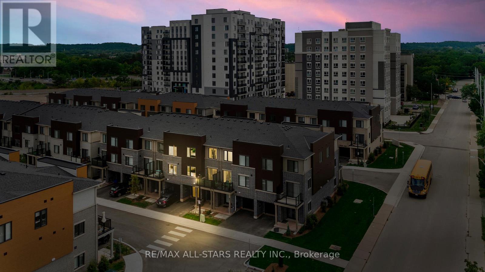 79 Dryden Lane, Hamilton, Ontario  L8H 0B6 - Photo 5 - X12967366