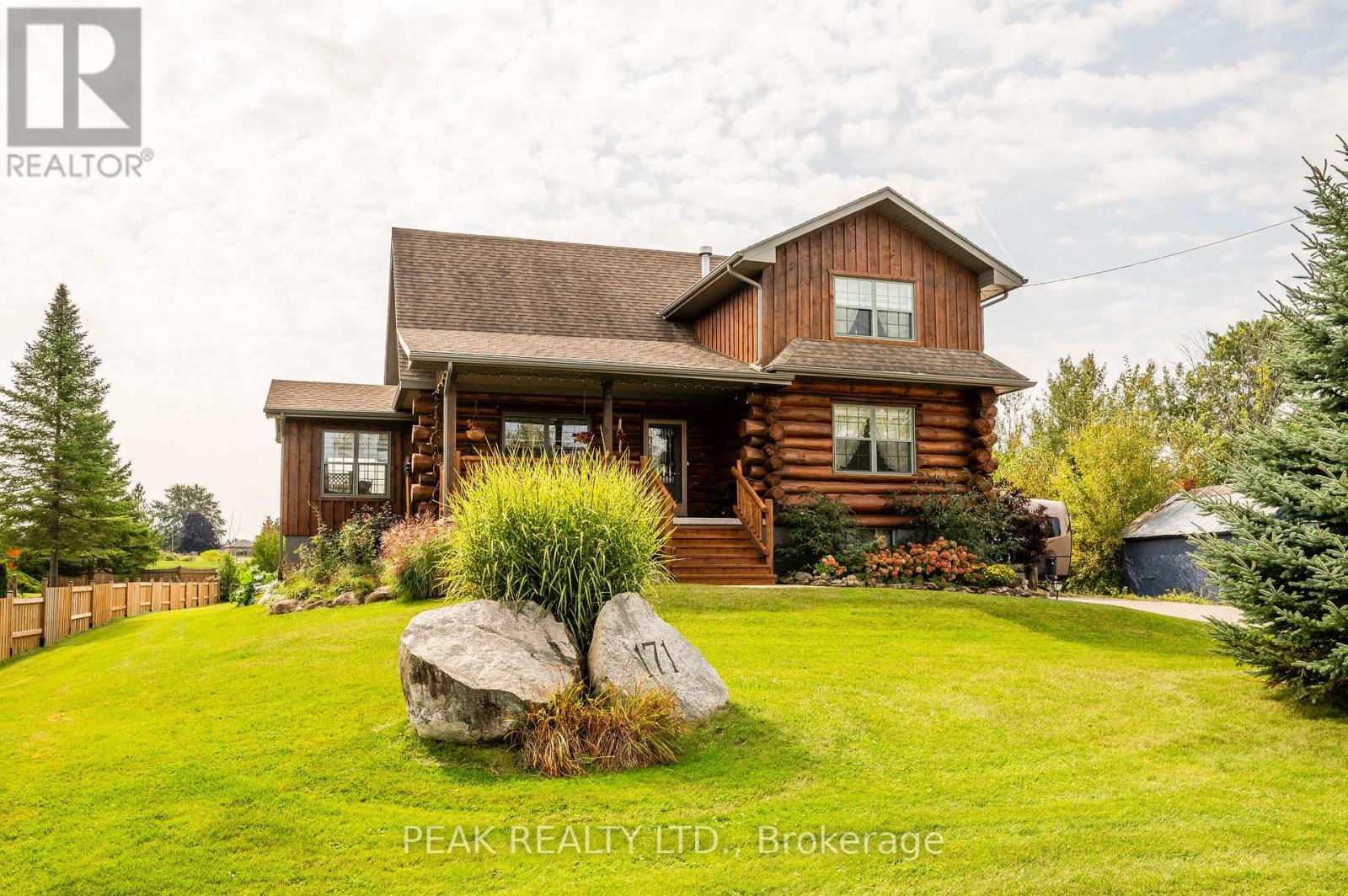 171 Gosford Street, Saugeen Shores, Ontario  N0H 2L0 - Photo 2 - X12967414