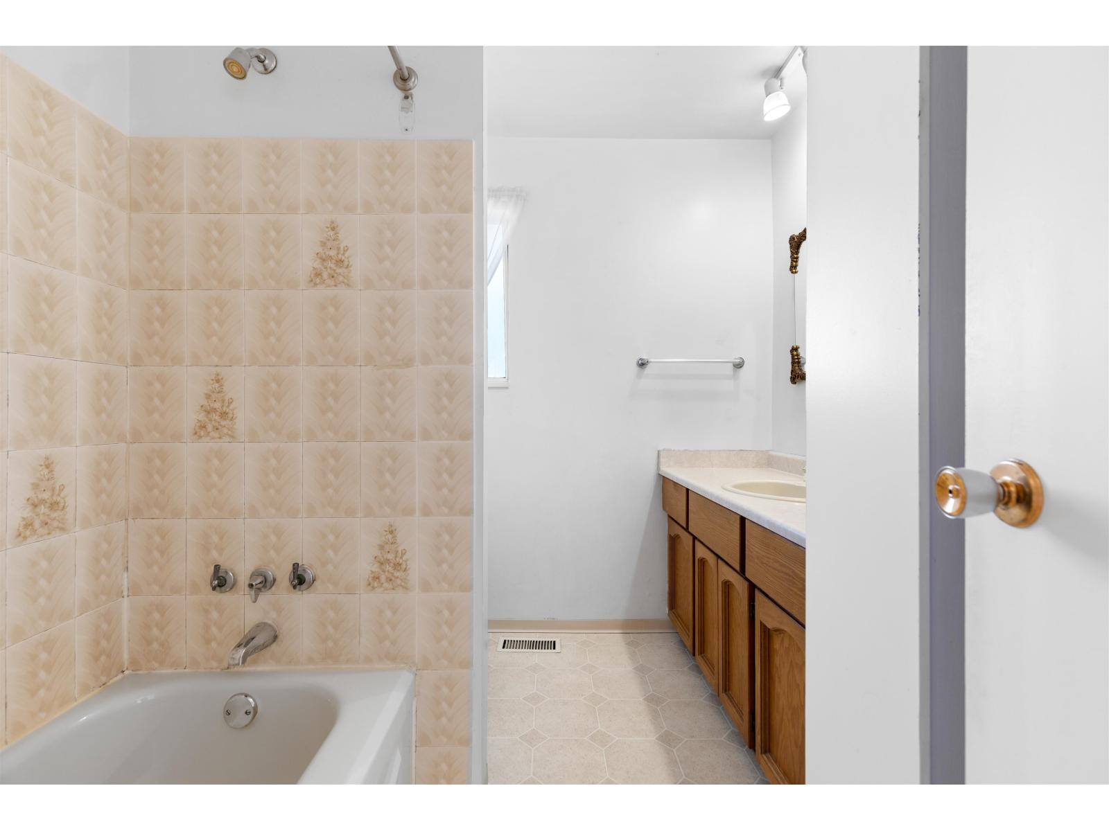 7257 148 Street, Surrey, British Columbia V3S 4S5 - Photo 18 - R3107736