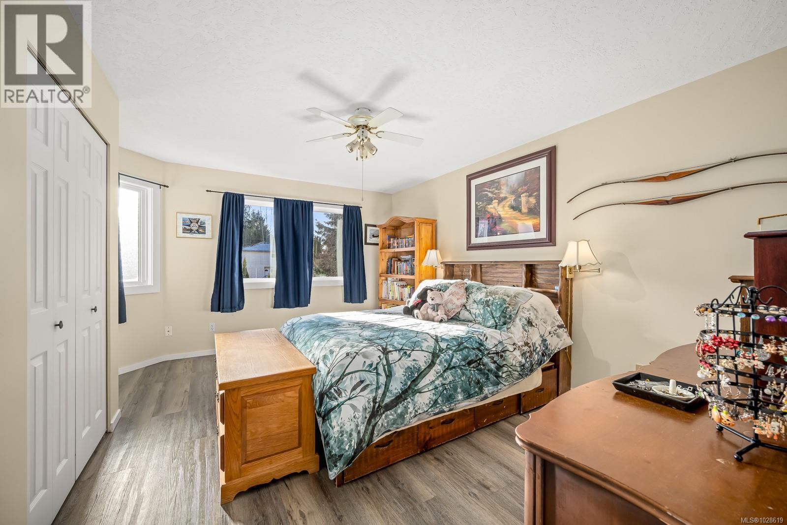 A 2284 1st St, Courtenay, British Columbia  V9N 8X8 - Photo 5 - 1028619