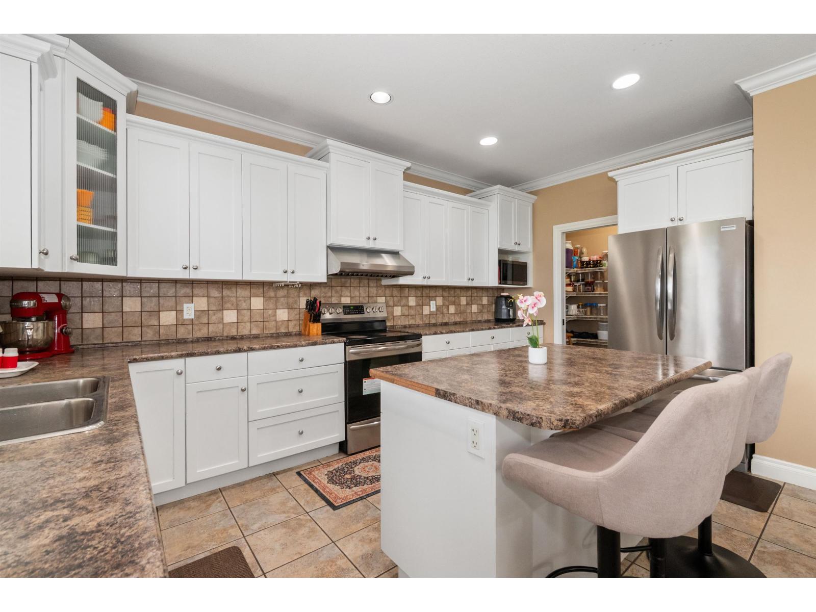 6556 Lavender Place, Sardis South, Chilliwack, British Columbia  V2R 0H5 - Photo 13 - R3107587