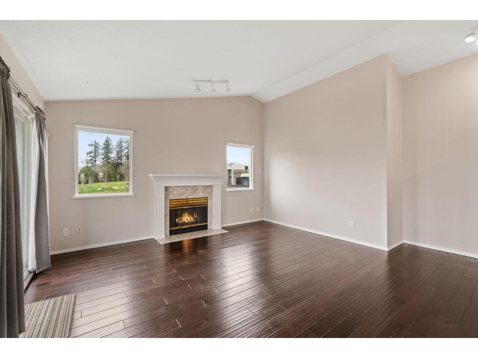 111 8972 Fleetwood Way, Surrey, British Columbia  V3R 0T5 - Photo 6 - R3106686