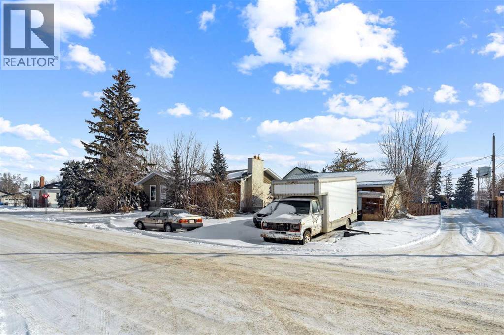 4617 48 Street, Olds, Alberta  T4H 1E2 - Photo 5 - A2282536