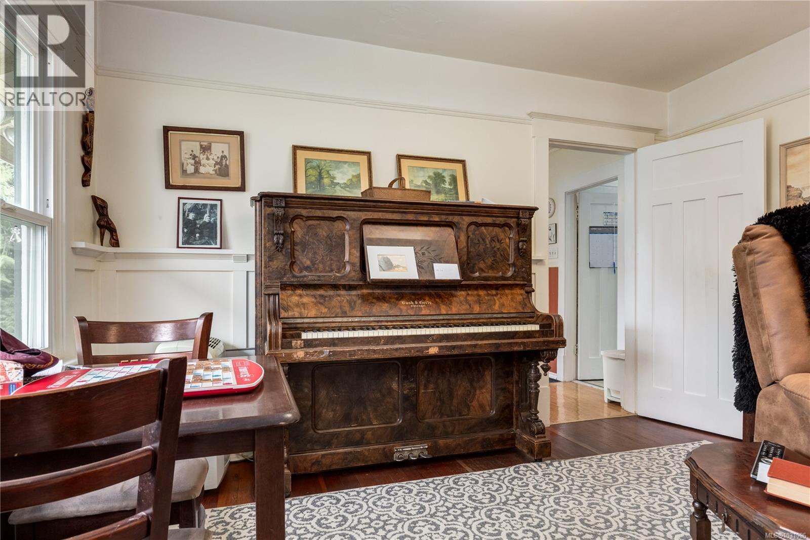 4151 Jingle Pot Rd, Nanaimo, British Columbia  V9T 5P7 - Photo 4 - 1031096