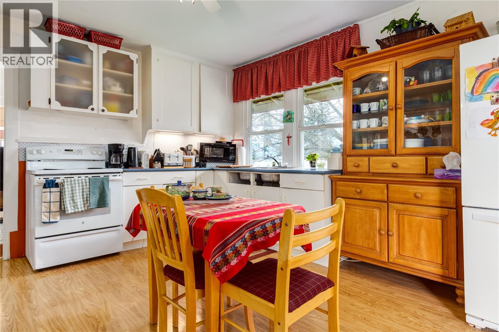 4151 Jingle Pot Rd, Nanaimo, British Columbia  V9T 5P7 - Photo 6 - 1031096