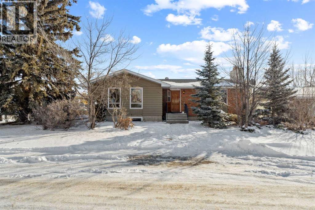 4617 48 Street, Olds, Alberta  T4H 1E2 - Photo 2 - A2282536