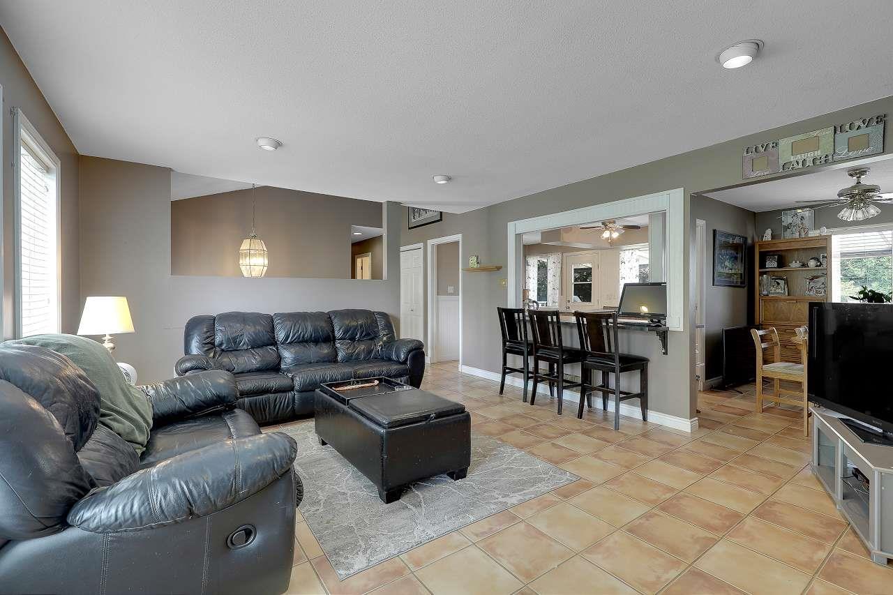 9230 212b Street, Langley, British Columbia  V1M 1K9 - Photo 5 - R3107691