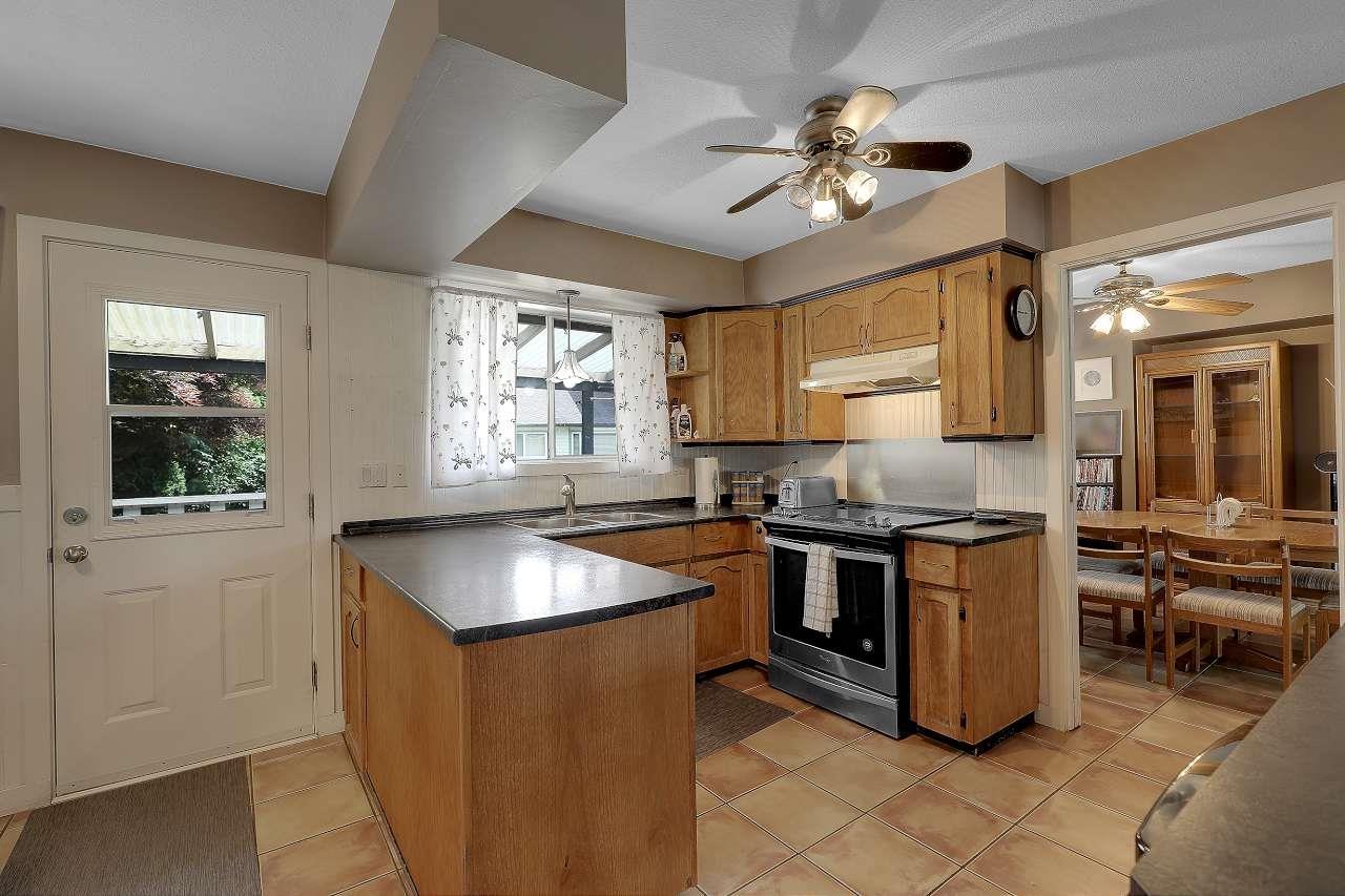 9230 212b Street, Langley, British Columbia  V1M 1K9 - Photo 9 - R3107691