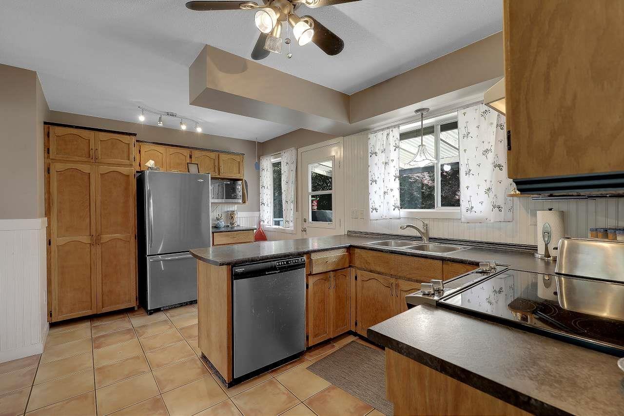 9230 212b Street, Langley, British Columbia  V1M 1K9 - Photo 8 - R3107691