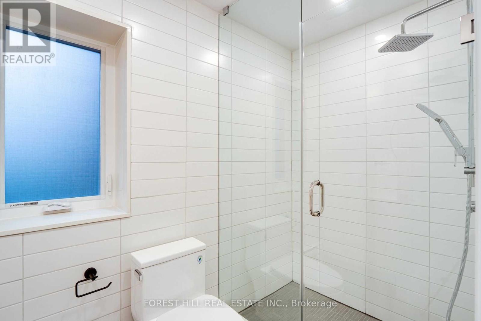 1 - 1 Greensides Avenue, Toronto (Wychwood), Ontario  M6G 3P5 - Photo 14 - C12966510