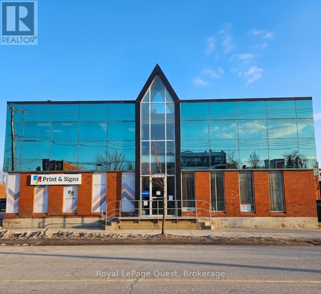 17 COLBORNE STREET E, orillia, Ontario