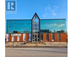 17 COLBORNE STREET E, orillia, Ontario