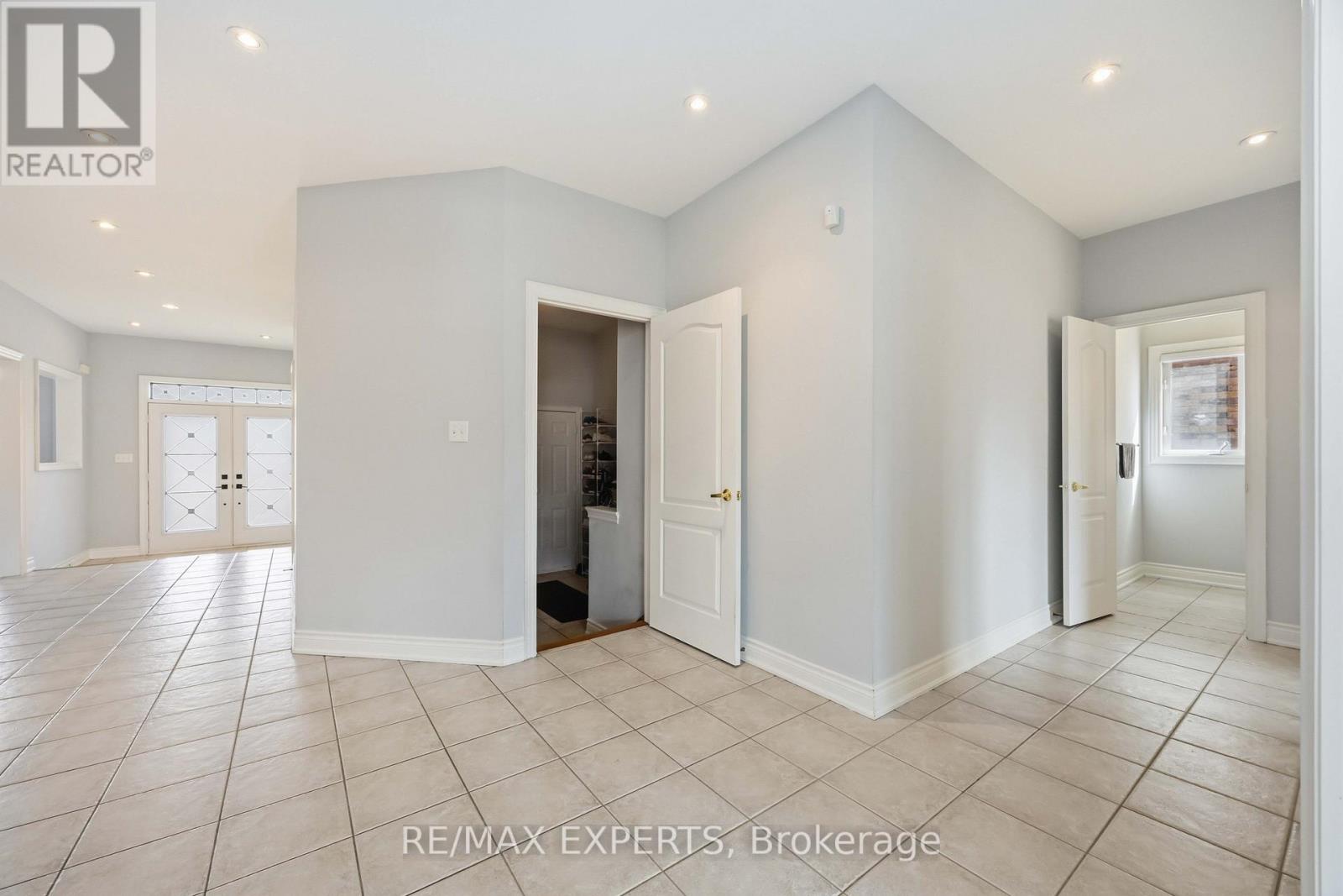 135 Pieta Place, Vaughan, Ontario  L4H 3G2 - Photo 16 - N12963600