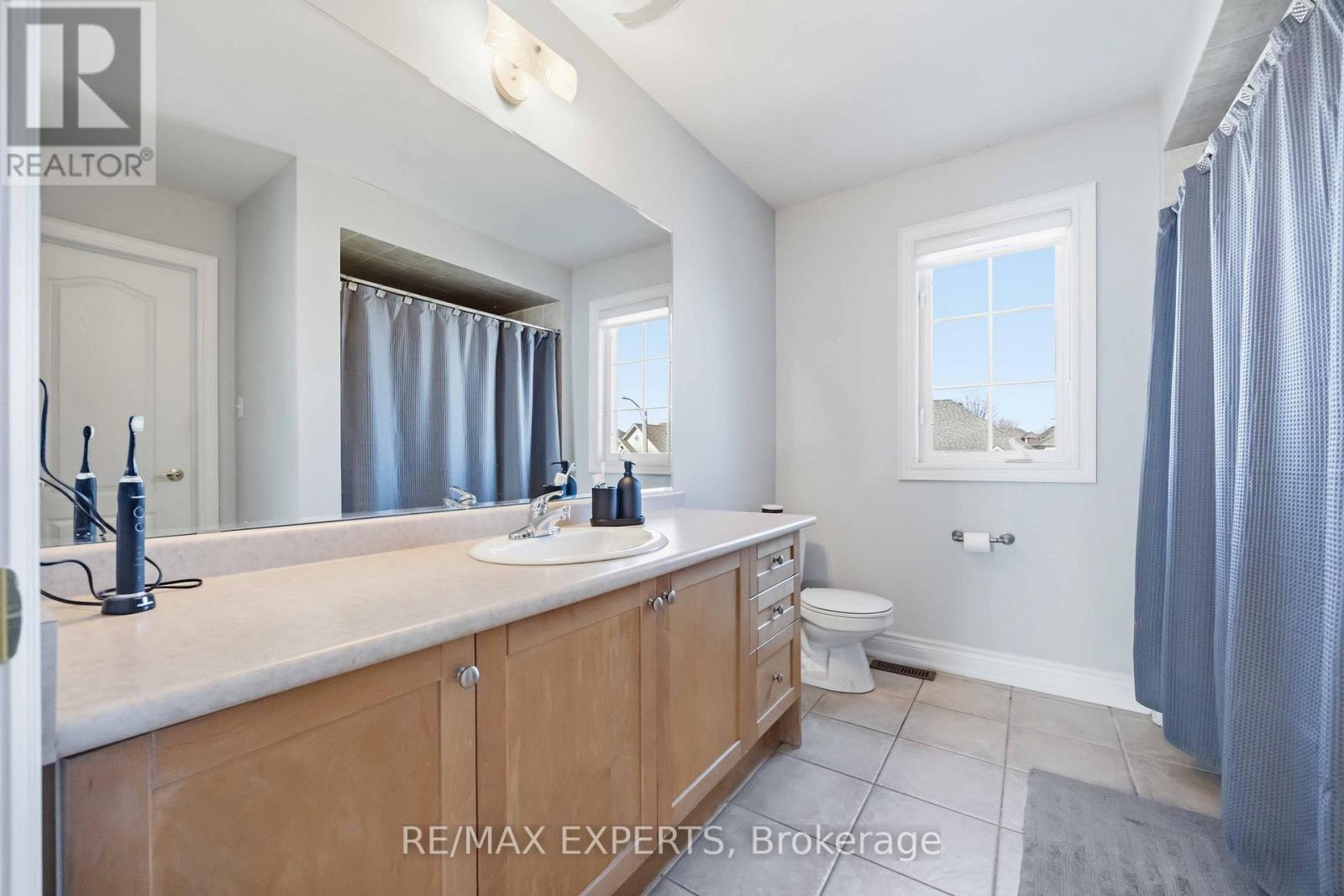 135 Pieta Place, Vaughan, Ontario  L4H 3G2 - Photo 28 - N12963600