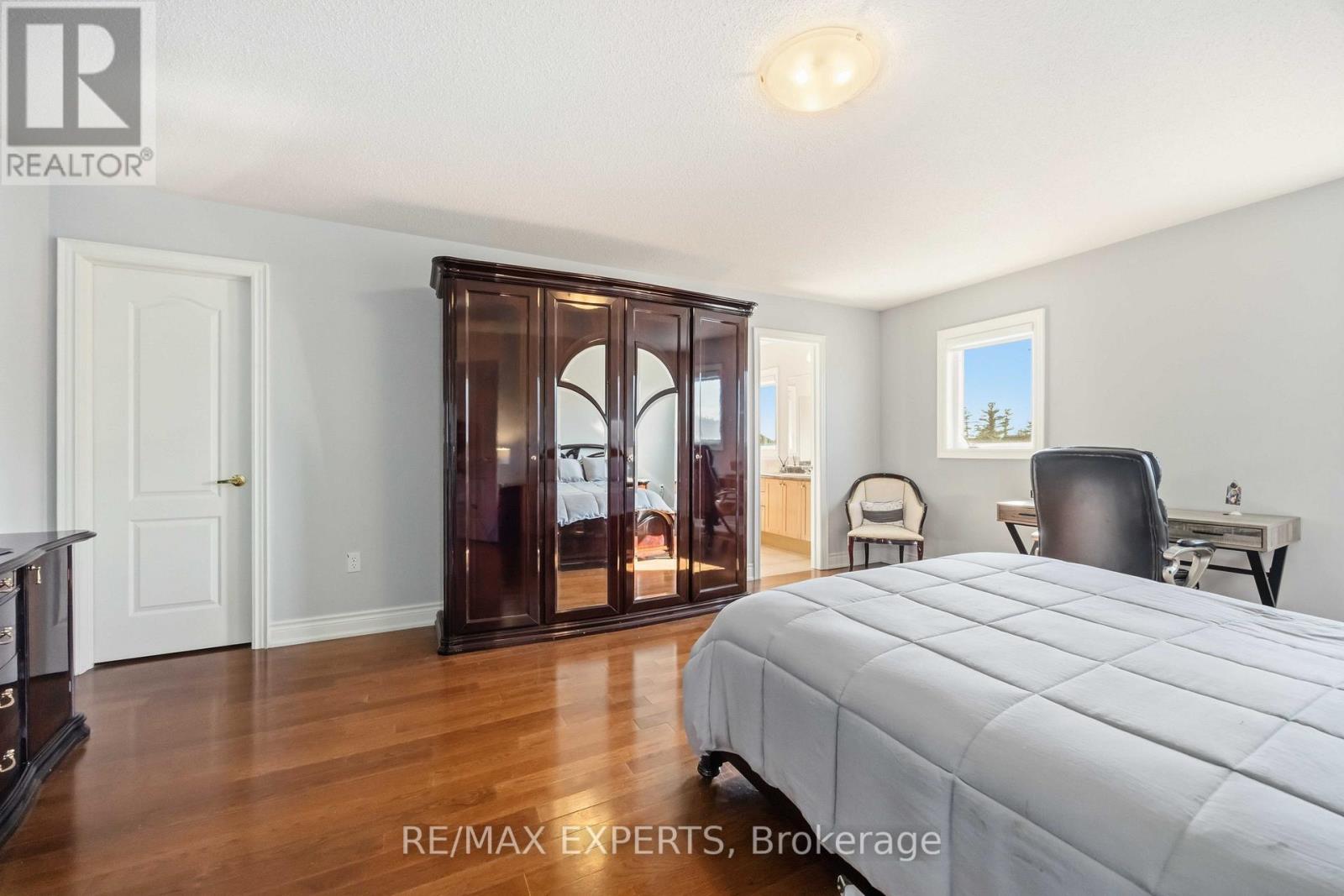 135 Pieta Place, Vaughan, Ontario  L4H 3G2 - Photo 25 - N12963600