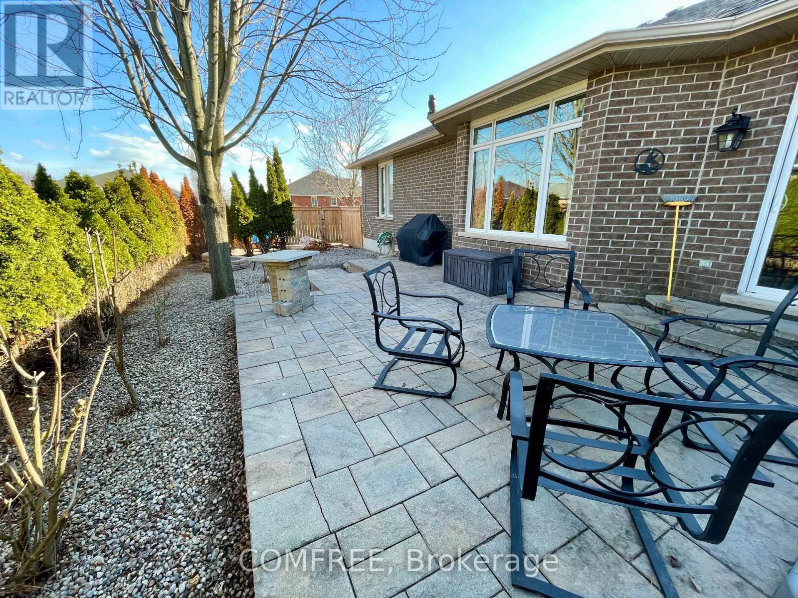 31 Essex Drive, Belleville, Ontario  K8N 0M9 - Photo 32 - X12725718