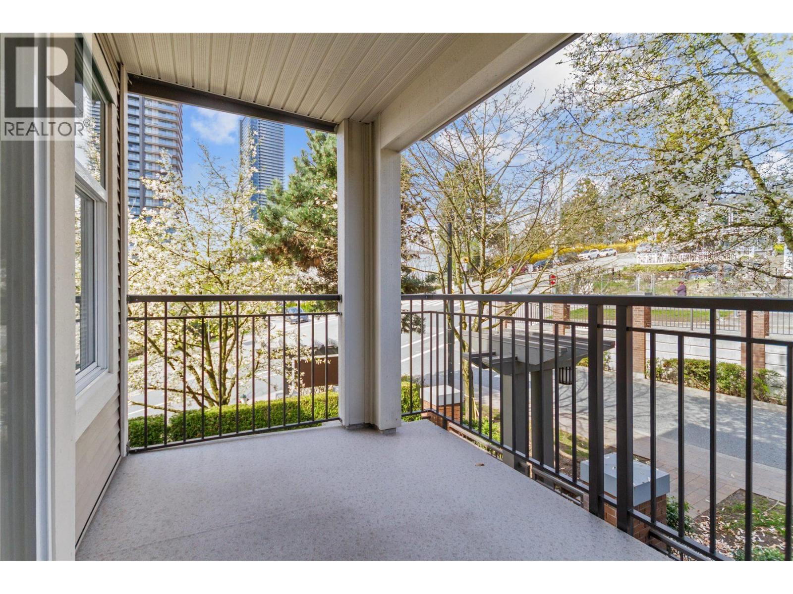 204 4728 Brentwood Drive, Burnaby, British Columbia  V5C 0G2 - Photo 6 - R3107656
