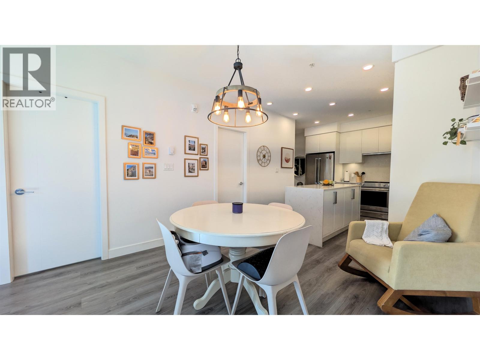 402 700 Clarke Road, Coquitlam, British Columbia V3J 0K5 - Photo 6 - R3107657