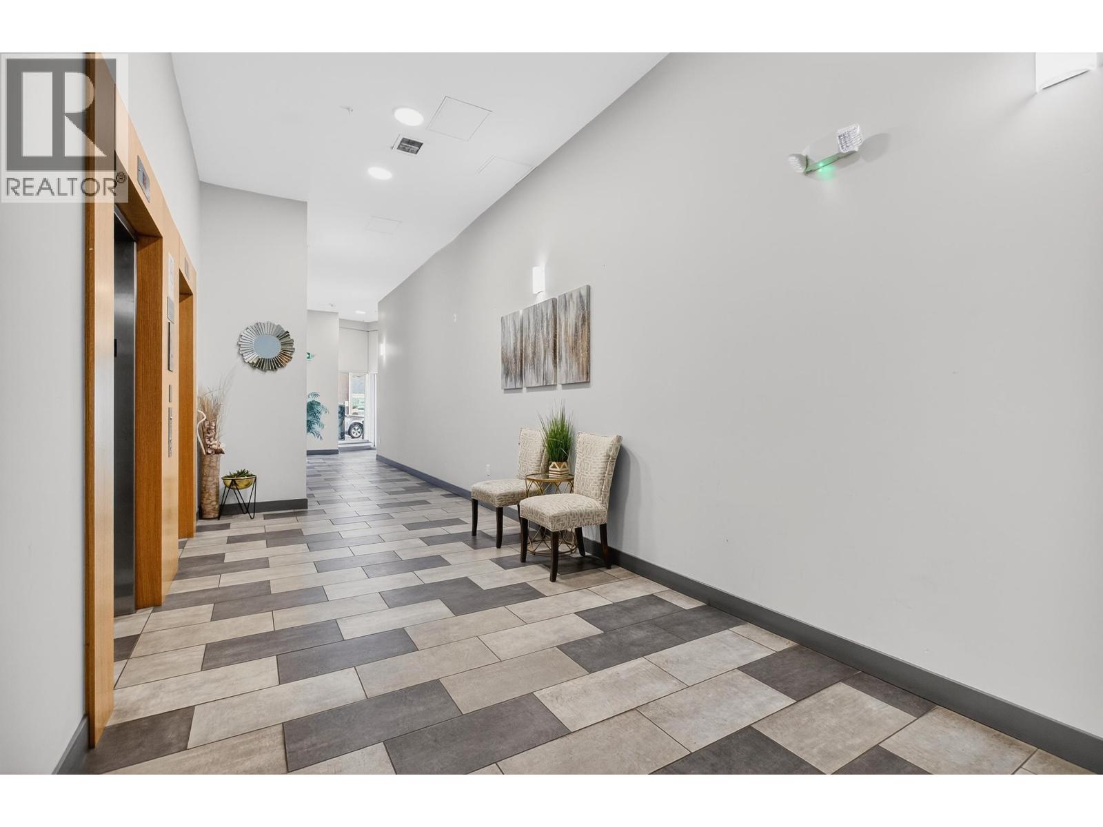 215 6283 Kingsway Avenue, Burnaby, British Columbia  V5J 0H3 - Photo 6 - R3107667