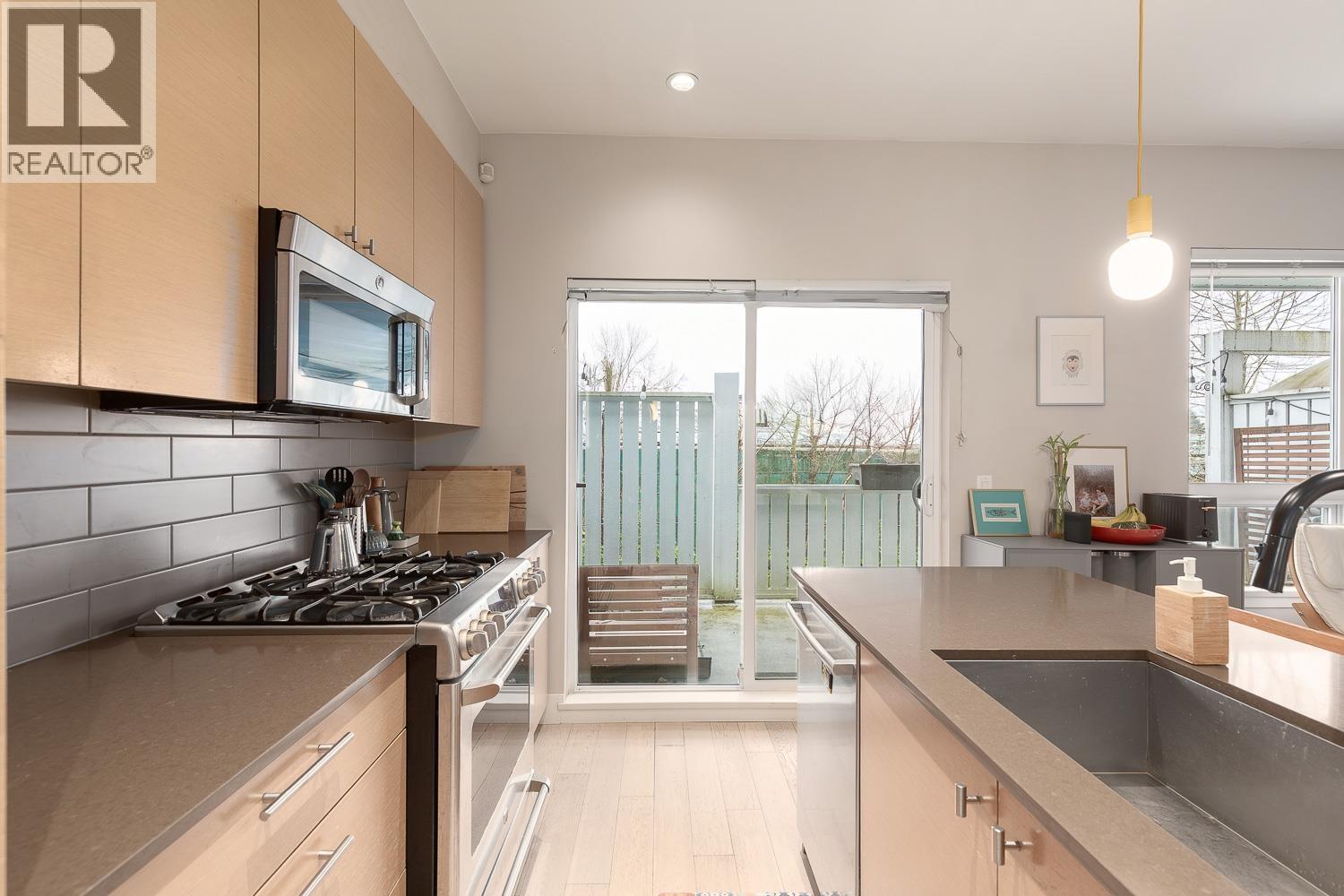 5 278 Camata Street, New Westminster, British Columbia  V3M 0H8 - Photo 9 - R3107705