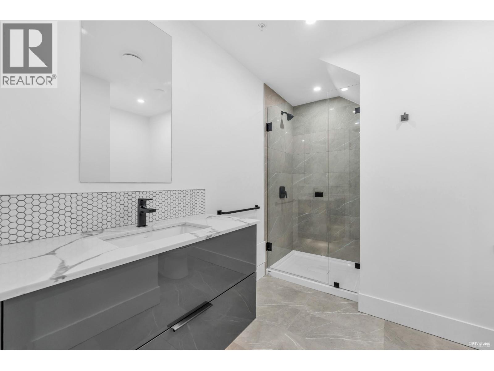 108 2073 E 1 Avenue, Vancouver, British Columbia V5N 1B6 - Photo 13 - R3107711