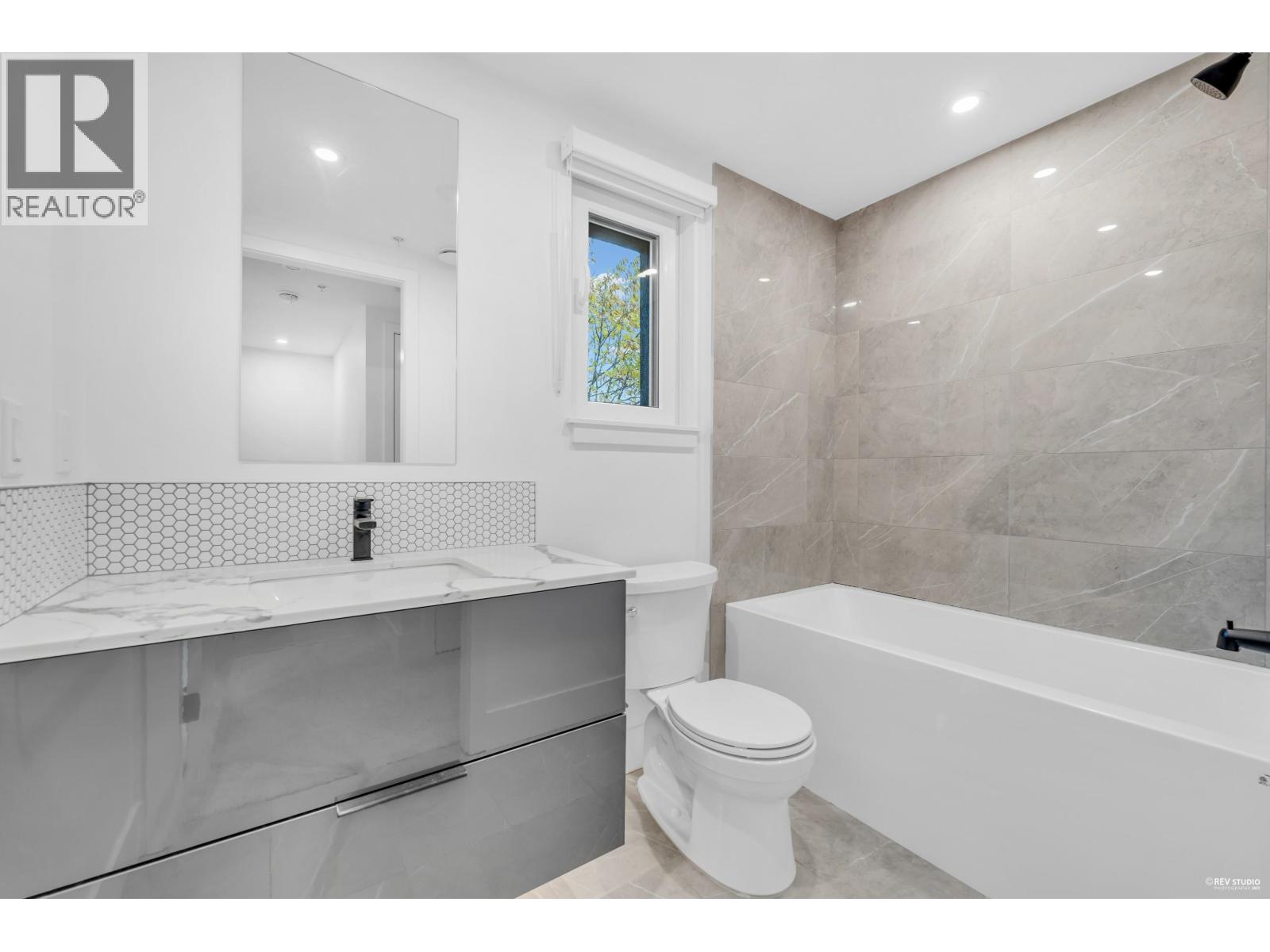 108 2073 E 1 Avenue, Vancouver, British Columbia V5N 1B6 - Photo 24 - R3107711