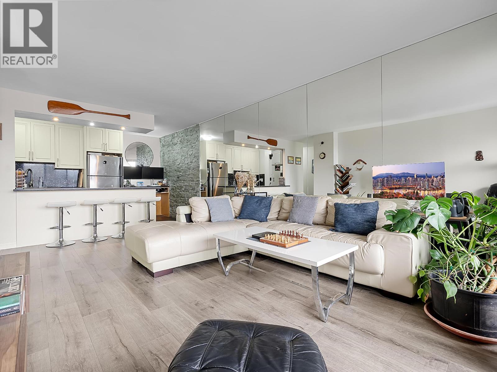 1808 2016 Fullerton Avenue, North Vancouver, British Columbia  V7P 3E6 - Photo 7 - R3107723