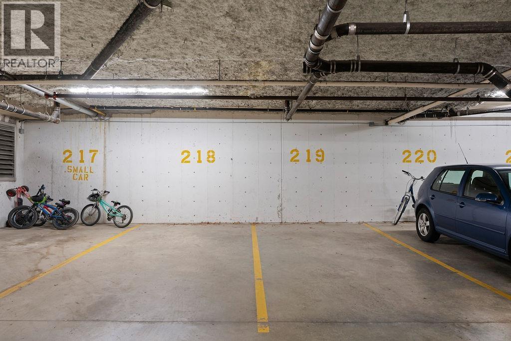 304 1420 Parkway Boulevard, Coquitlam, British Columbia  V3E 3J6 - Photo 36 - R3107752