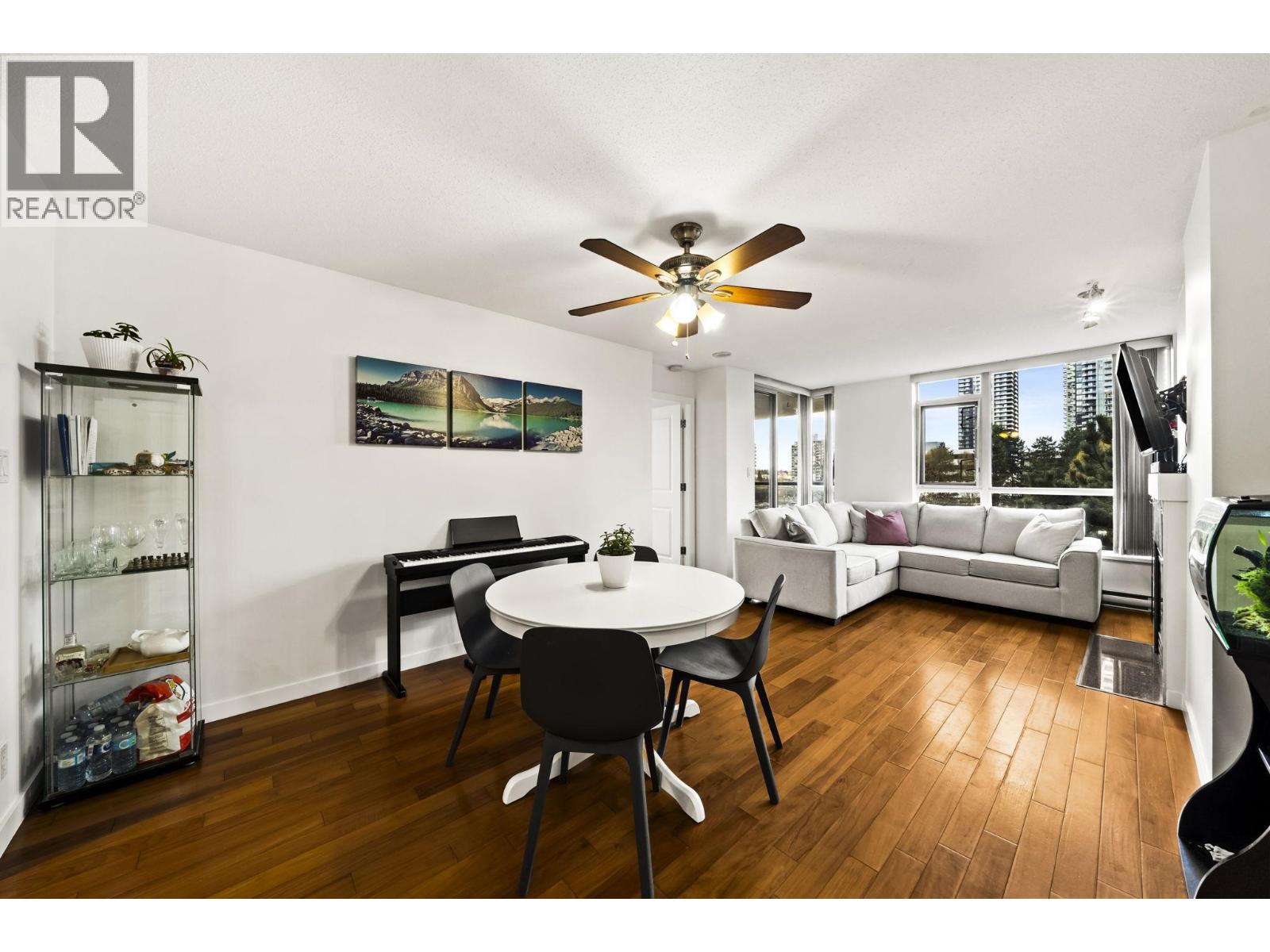 503 2088 Madison Avenue, Burnaby, British Columbia V5C 6T5 - Photo 5 - R3107755