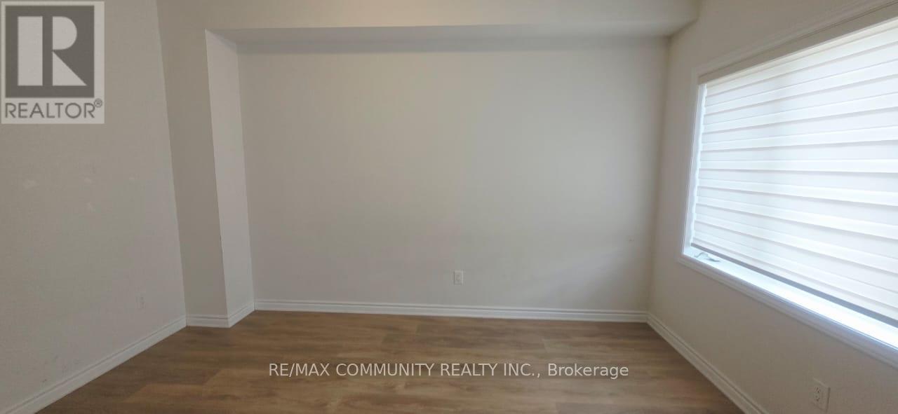 136 Sapphire Way, Thorold, Ontario  L2V 0B8 - Photo 9 - X12963290