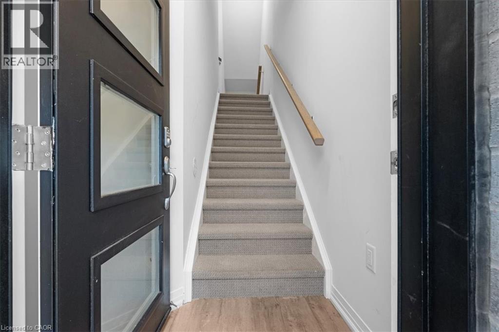 155 Equestrian Way Unit# 85, Cambridge, Ontario  N3E 0E7 - Photo 3 - 40818334