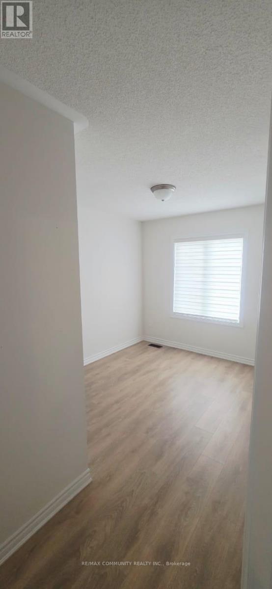 136 Sapphire Way, Thorold, Ontario  L2V 0B8 - Photo 22 - X12963290