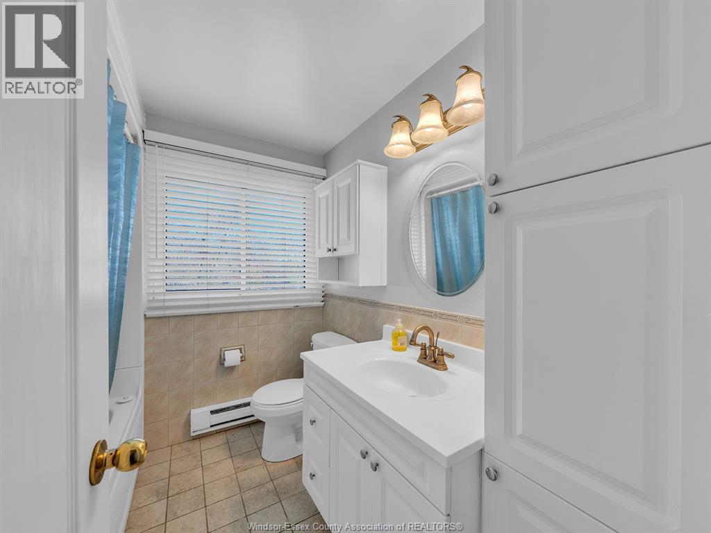 2922 Meadowbrook Lane Unit# 2, Windsor, Ontario  N8T 3C8 - Photo 17 - 26007325