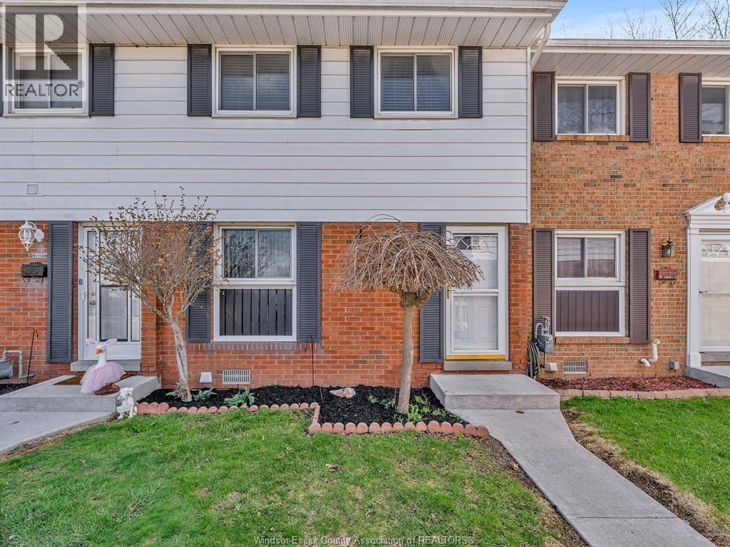 2922 Meadowbrook Lane Unit# 2, Windsor, Ontario  N8T 3C8 - Photo 4 - 26007325