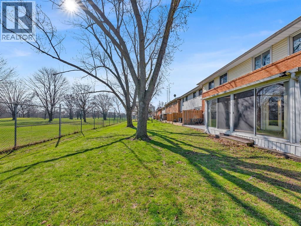 2922 Meadowbrook Lane Unit# 2, Windsor, Ontario  N8T 3C8 - Photo 36 - 26007325